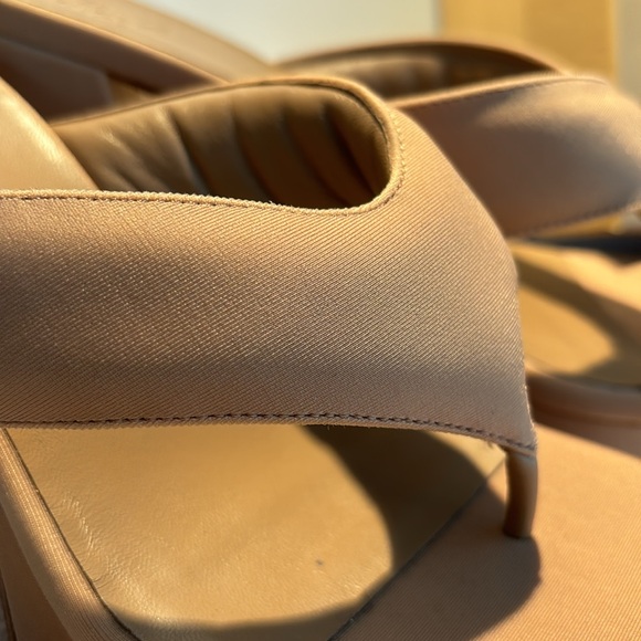 NEW WITH BOX: Gia Borghini Gia17 sandals - Picture 3 of 8